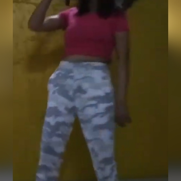 Zara Crop Top - Picture 4 of 6